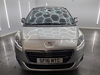 Used Peugeot 5008 2016 for sale - 78556920: Photo