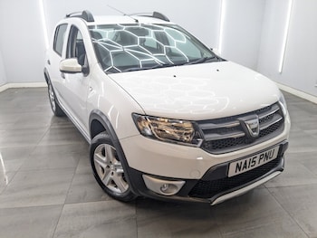 Used Dacia Sandero Stepway 2015 for sale - 78908168: Photo