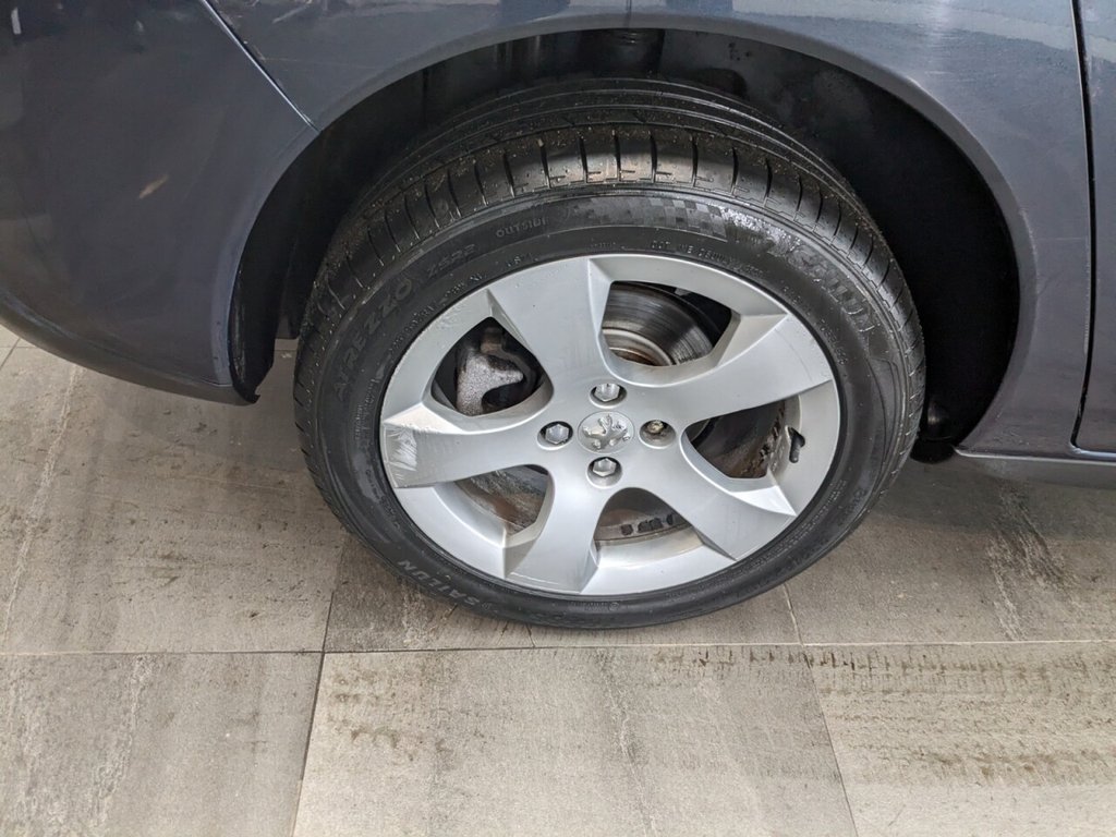 Used Peugeot 3008 2013 for sale - 77275677: Photo 8