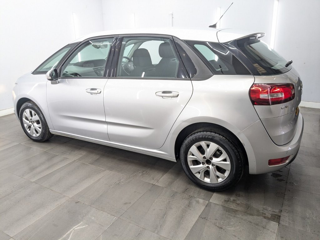 Used Citroen C4 Picasso 2015 for sale - 77904899: Photo 7