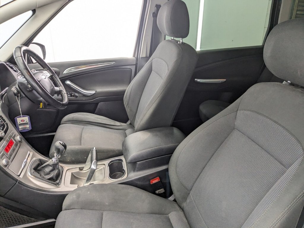 Used Ford S-Max 2009 for sale - 77199938: Photo 14