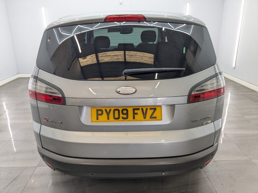 Used Ford S-Max 2009 for sale - 77199938: Photo 5