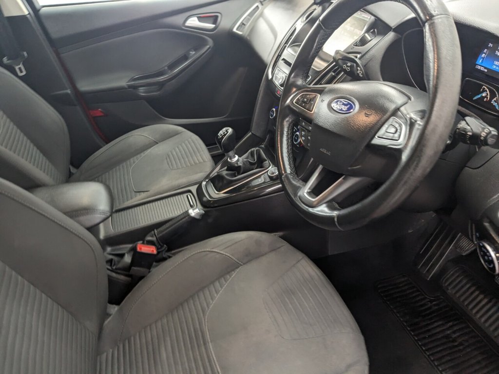 Used Ford Focus 2015 for sale - 78095891: Photo 10