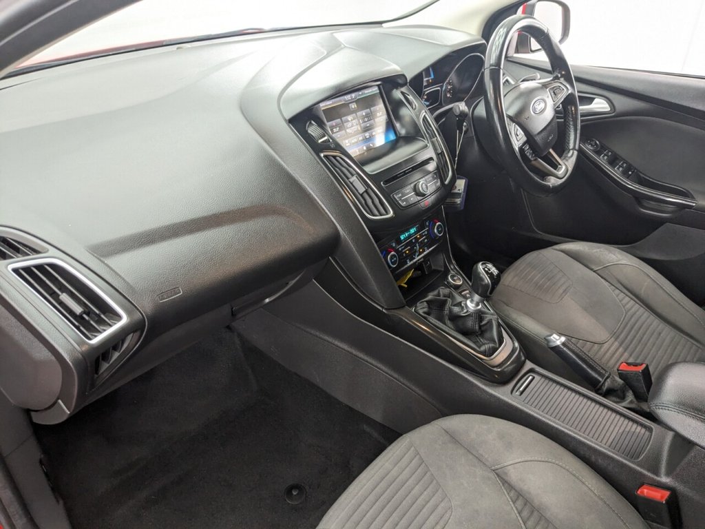 Used Ford Focus 2015 for sale - 78095891: Photo 12