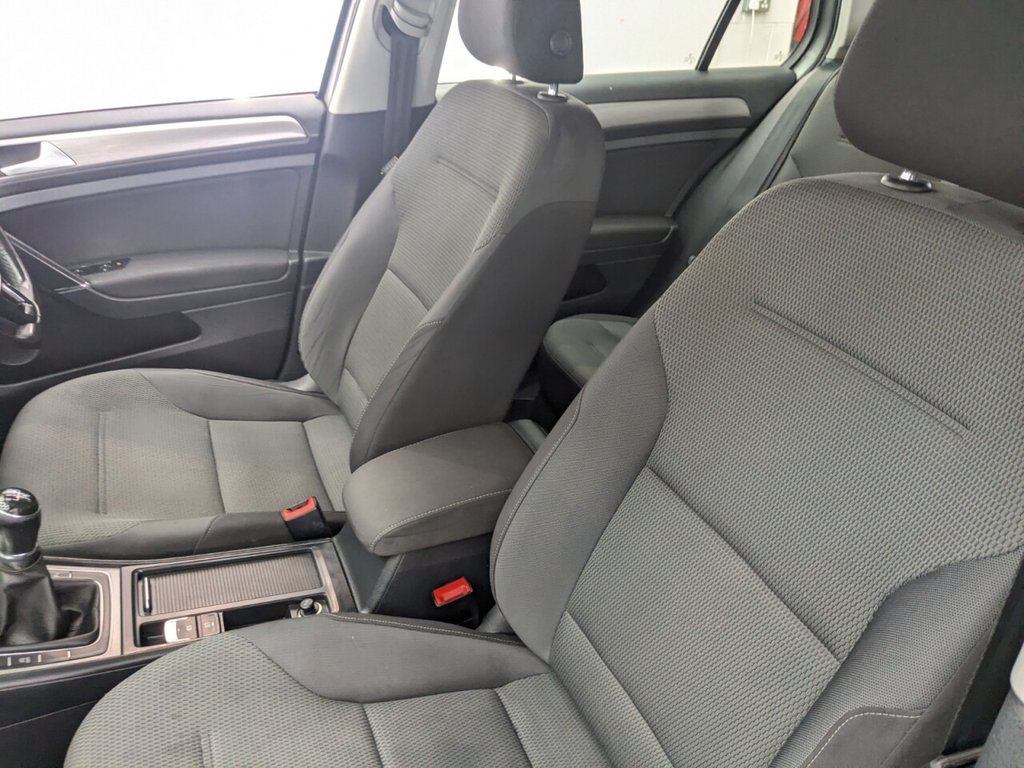 Used Volkswagen Golf 2015 for sale - 77200054: Photo 15