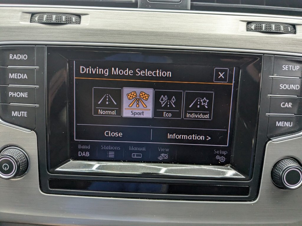 Used Volkswagen Golf 2015 for sale - 77200054: Photo 26