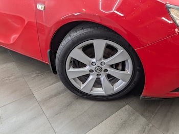 Used Vauxhall Astra GTC 2013 for sale - 77498405: Photo