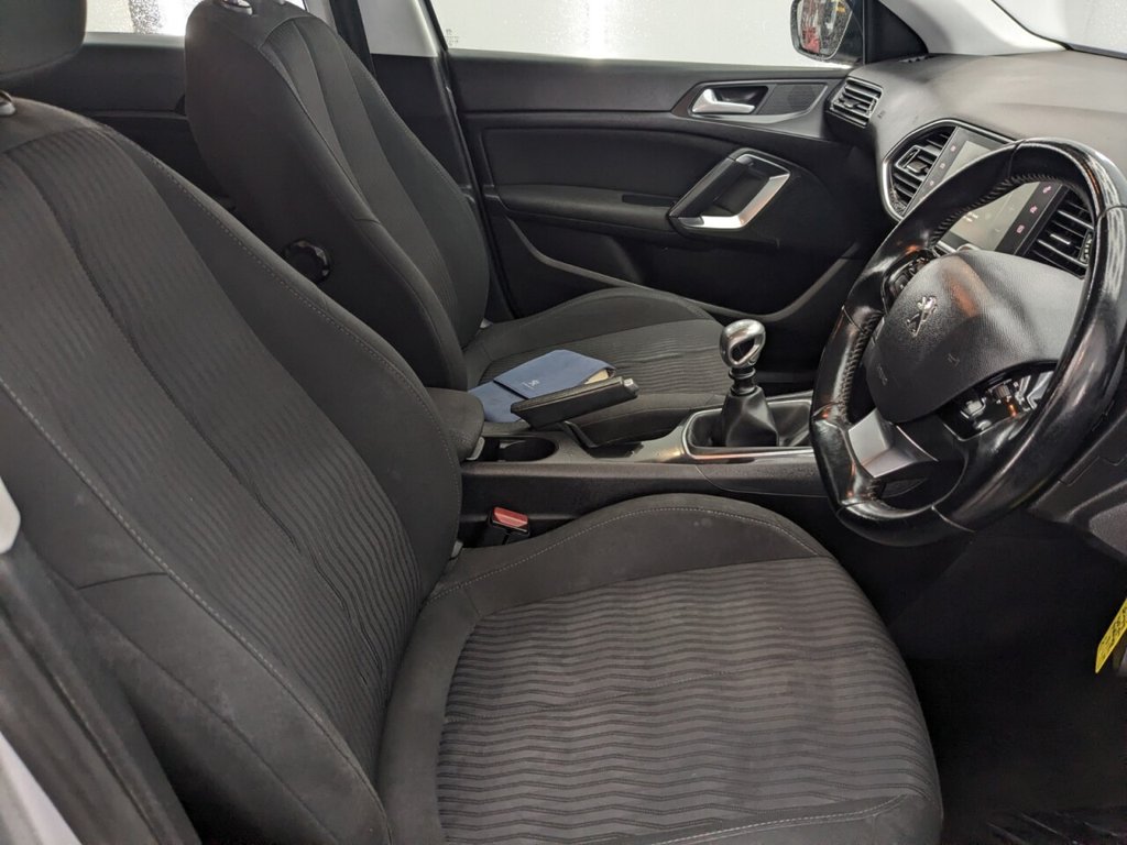 Used Peugeot 308 2016 for sale - 77507266: Photo 11