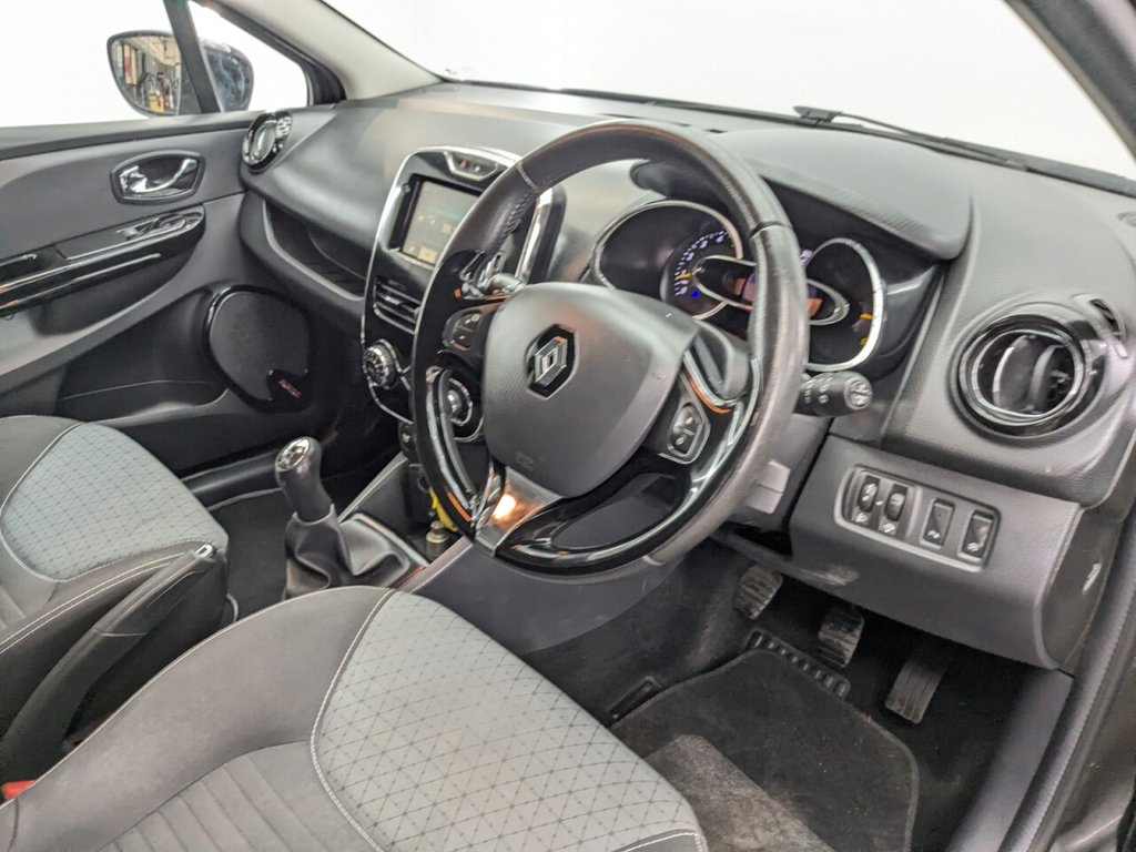 Used Renault Clio 2014 for sale - 77642156: Photo 14