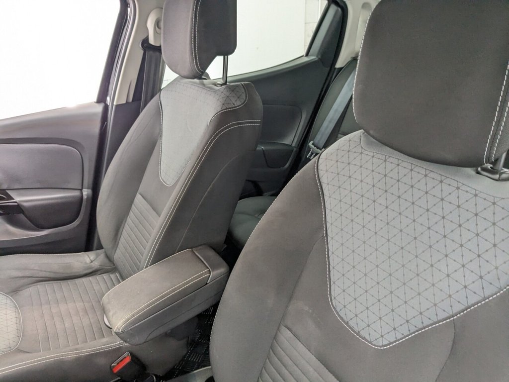 Used Renault Clio 2014 for sale - 77642156: Photo 19