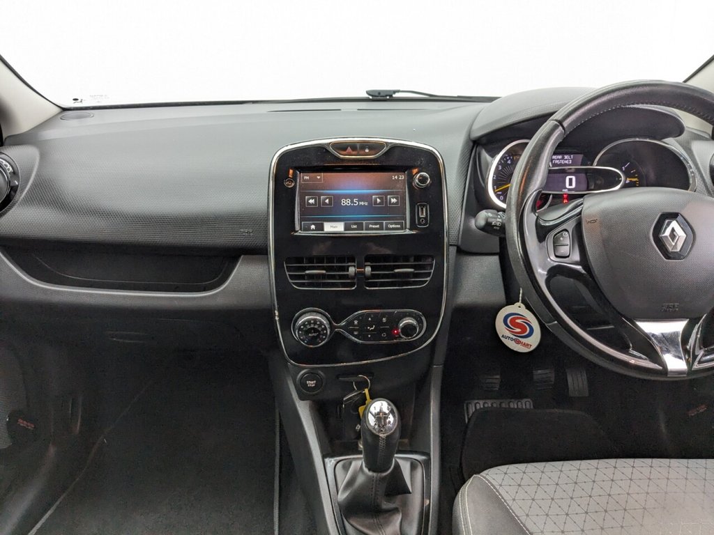 Used Renault Clio 2014 for sale - 77642156: Photo 23