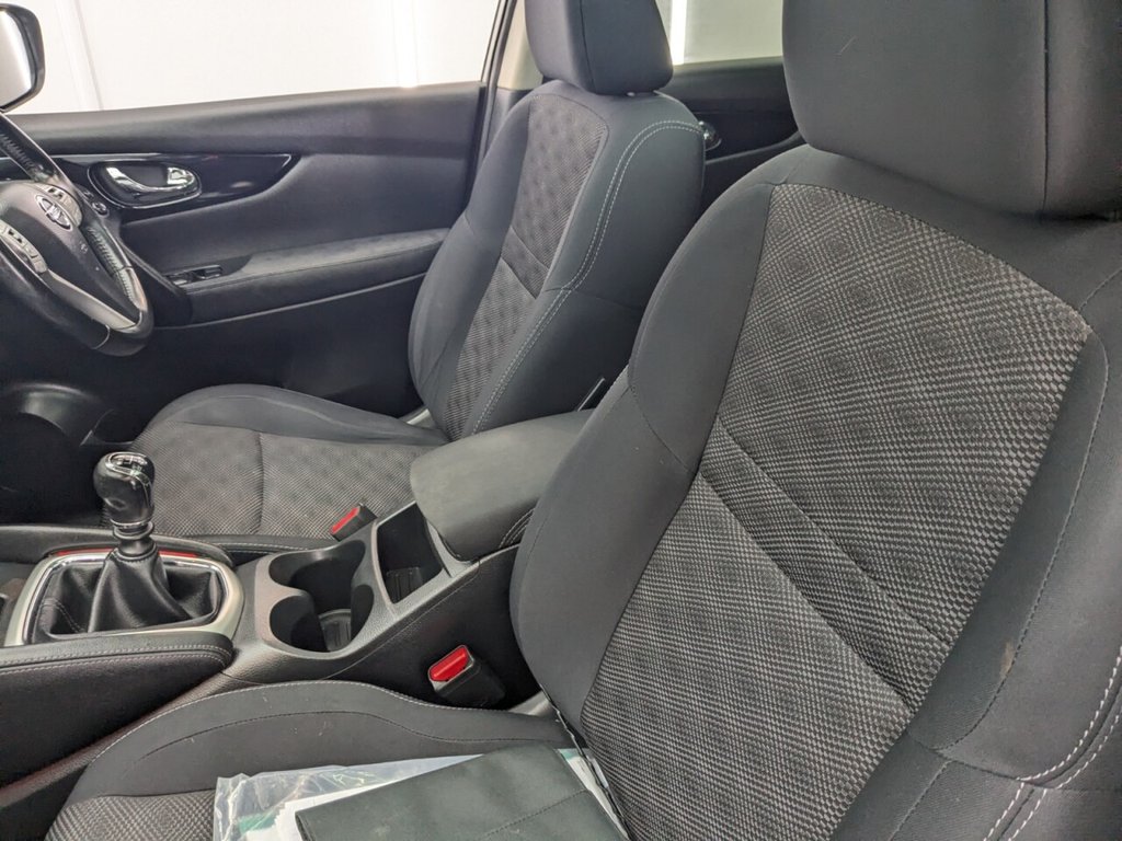 Used Nissan Qashqai 2014 for sale - 77288467: Photo 17