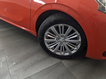 Used Peugeot 208 2018 for sale - 78780513: Photo
