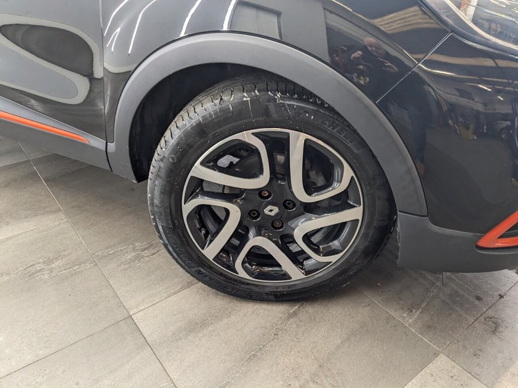 Used Renault Captur 2014 for sale - 77276299: Photo 2