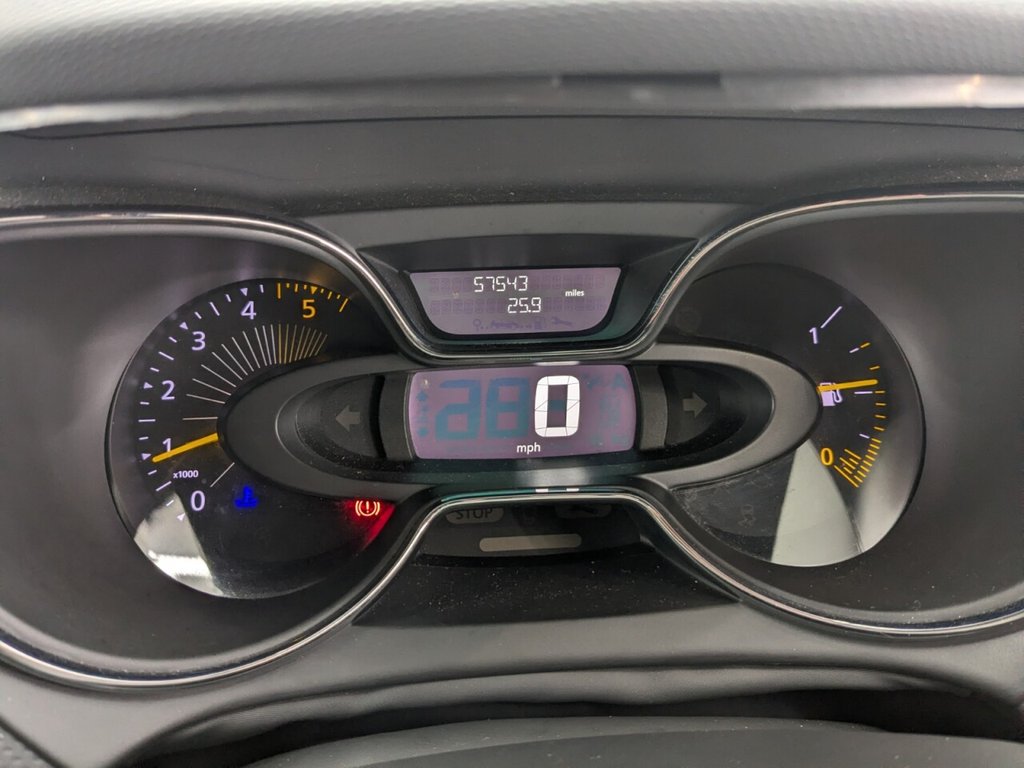 Used Renault Captur 2014 for sale - 77276299: Photo 25
