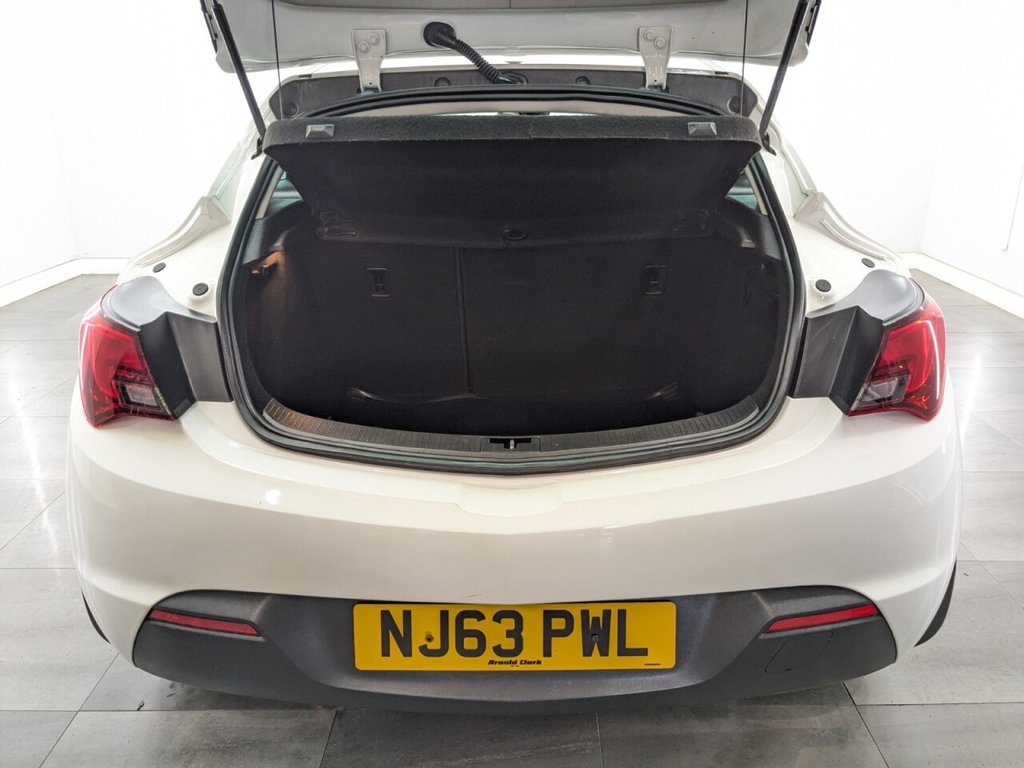 Used Vauxhall Astra GTC 2013 for sale - 77199922: Photo 18