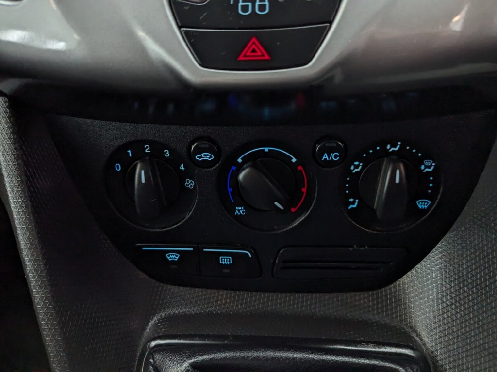 Used Ford Tourneo Connect 2014 for sale - 77327913: Photo 25