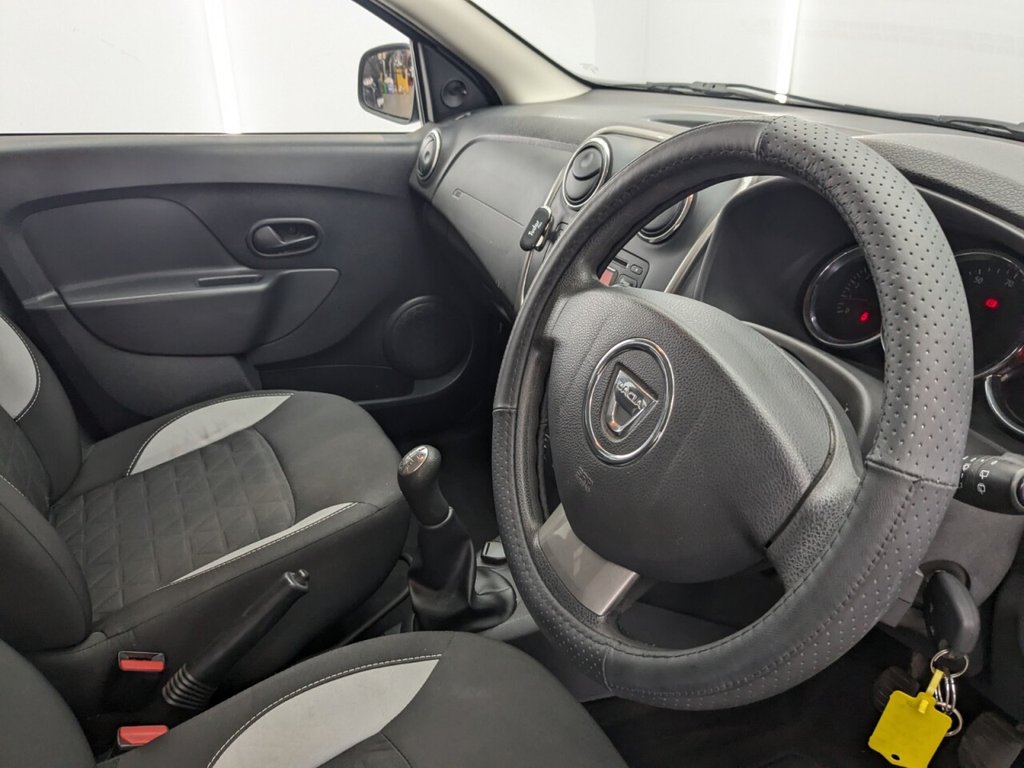 Used Dacia Sandero Stepway 2015 for sale - 78096130: Photo 13