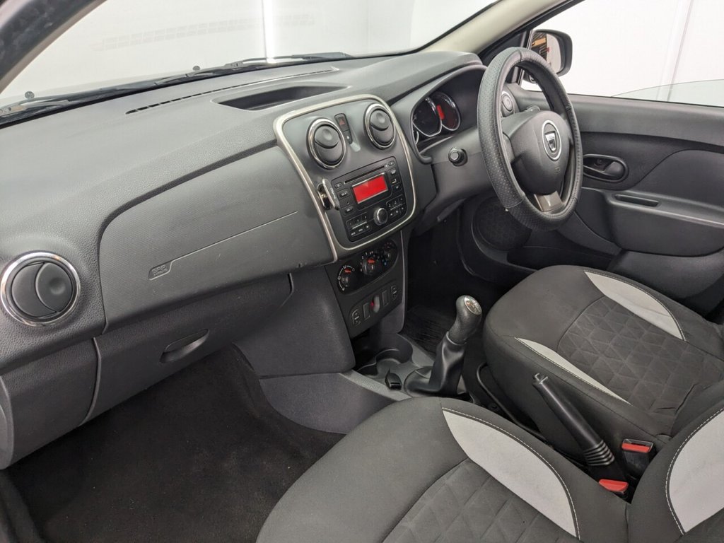 Used Dacia Sandero Stepway 2015 for sale - 78096130: Photo 16