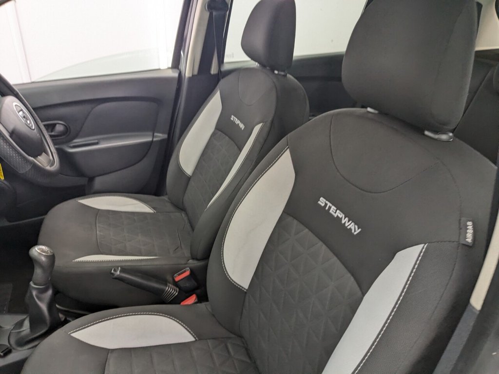 Used Dacia Sandero Stepway 2015 for sale - 78096130: Photo 18