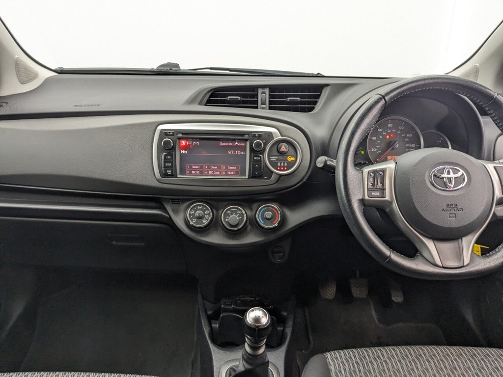 Used Toyota Yaris 2013 for sale - 77199809: Photo 20