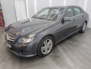Used Mercedes-Benz E Class 2014 for sale - 79167042: Photo