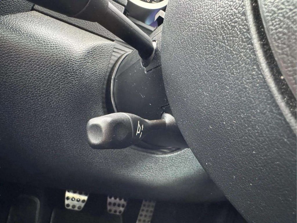 Used Mercedes-Benz SLK 2009 for sale - 77547357: Photo 35