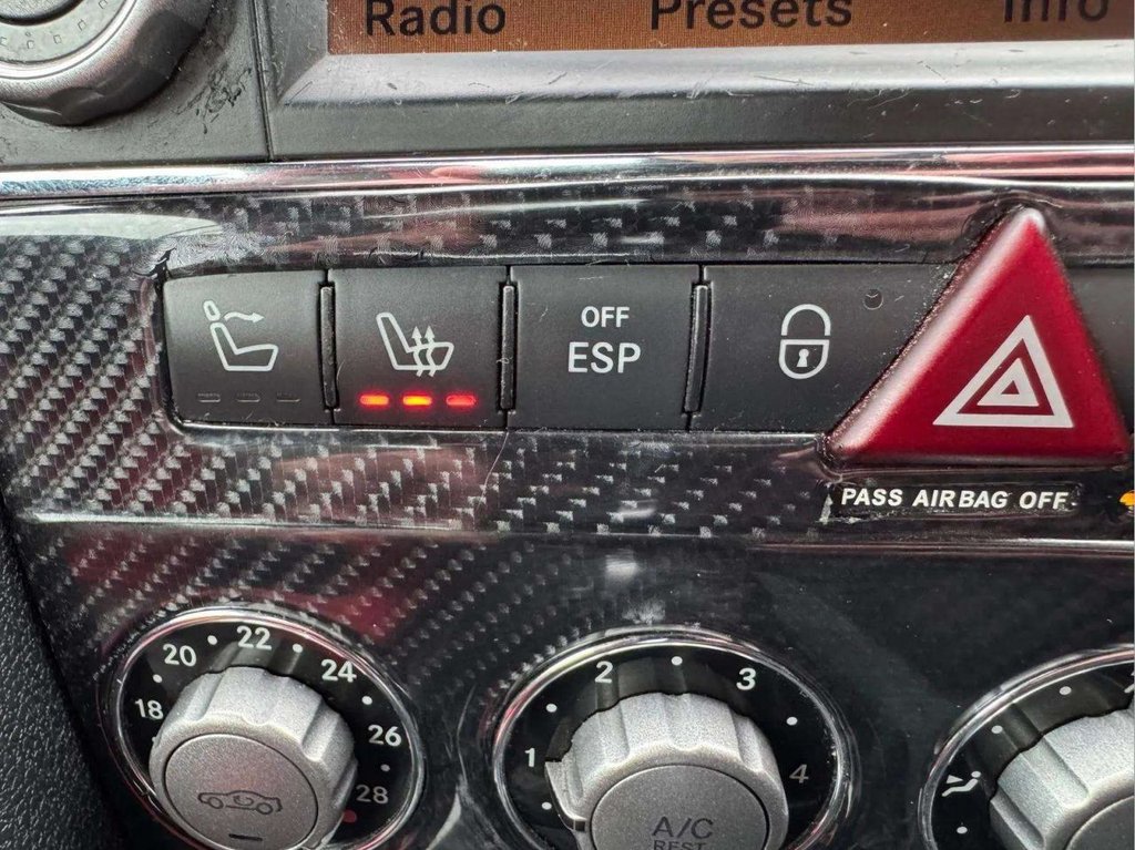 Used Mercedes-Benz SLK 2009 for sale - 77547357: Photo 37