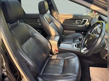 Used Land Rover Discovery Sport 2016 for sale - 75716130: Photo