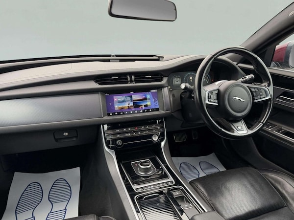 Used Jaguar XF 2017 for sale - 76267307: Photo 15