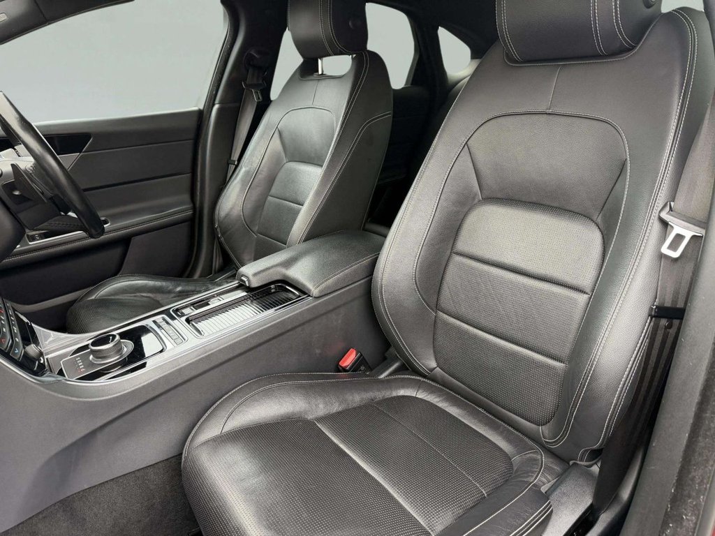 Used Jaguar XF 2017 for sale - 76267307: Photo 32