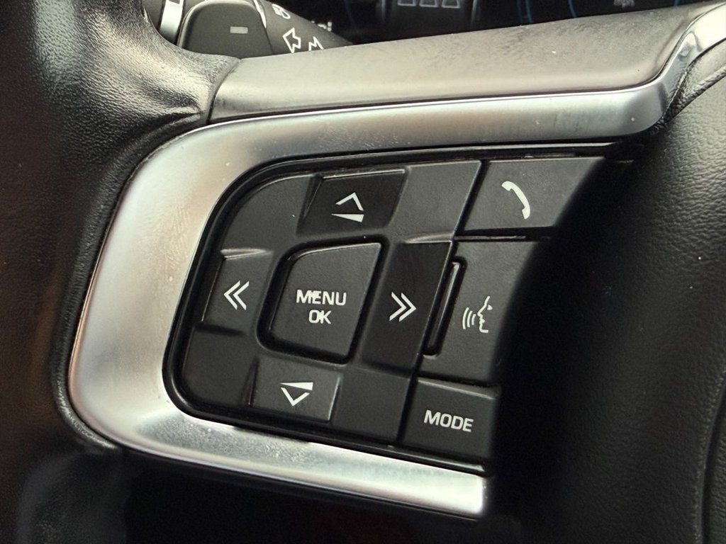 Used Jaguar XF 2017 for sale - 76267307: Photo 35