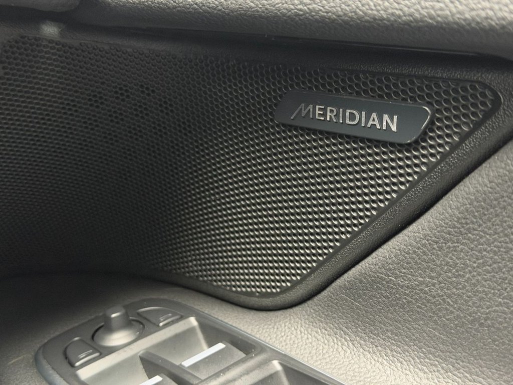 Used Jaguar XF 2017 for sale - 76267307: Photo 40