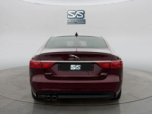 Used Jaguar XF 2017 for sale - 76267307: Photo 7