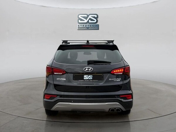 Used Hyundai Santa Fe 2016 for sale - 76210371: Photo 6
