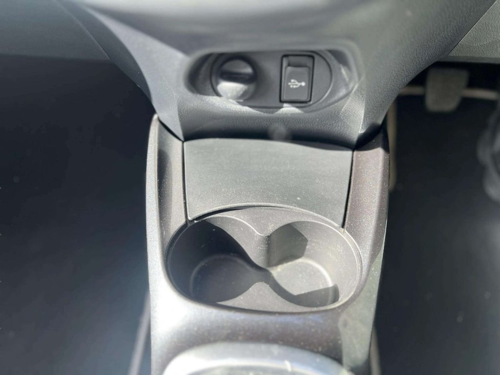 Used Toyota Yaris 2019 for sale - 78056549: Photo 32