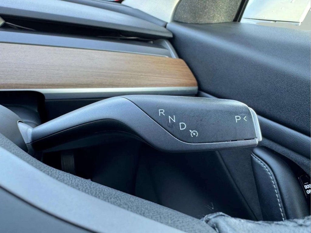 Used Tesla Model 3 2020 for sale - 76323150: Photo 27