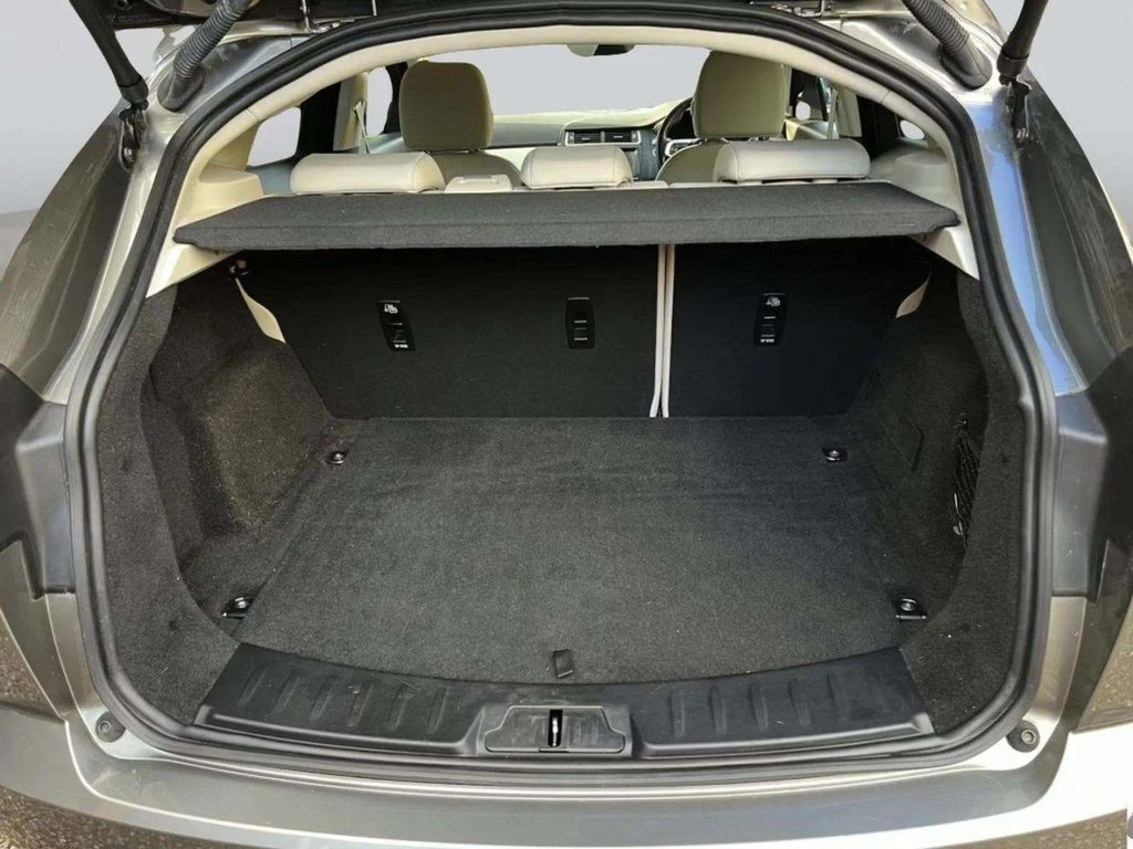 Used Volvo XC60 2023 for sale - 78124141: Photo 9