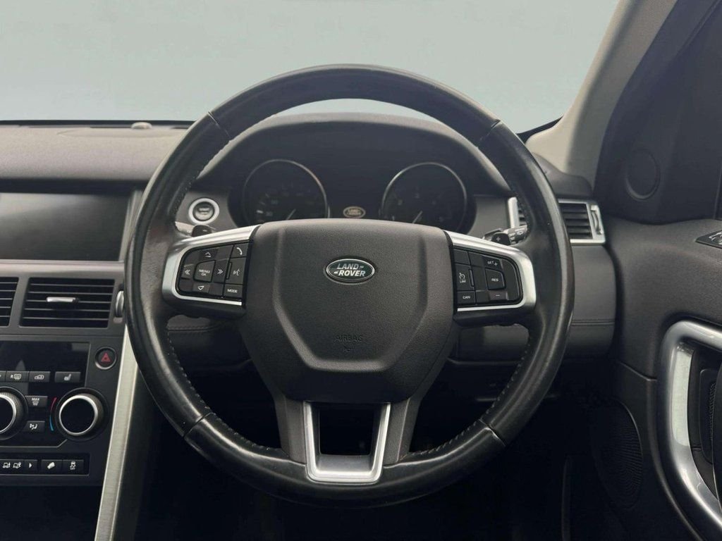Used Land Rover Discovery Sport 2015 for sale - 76173382: Photo 14