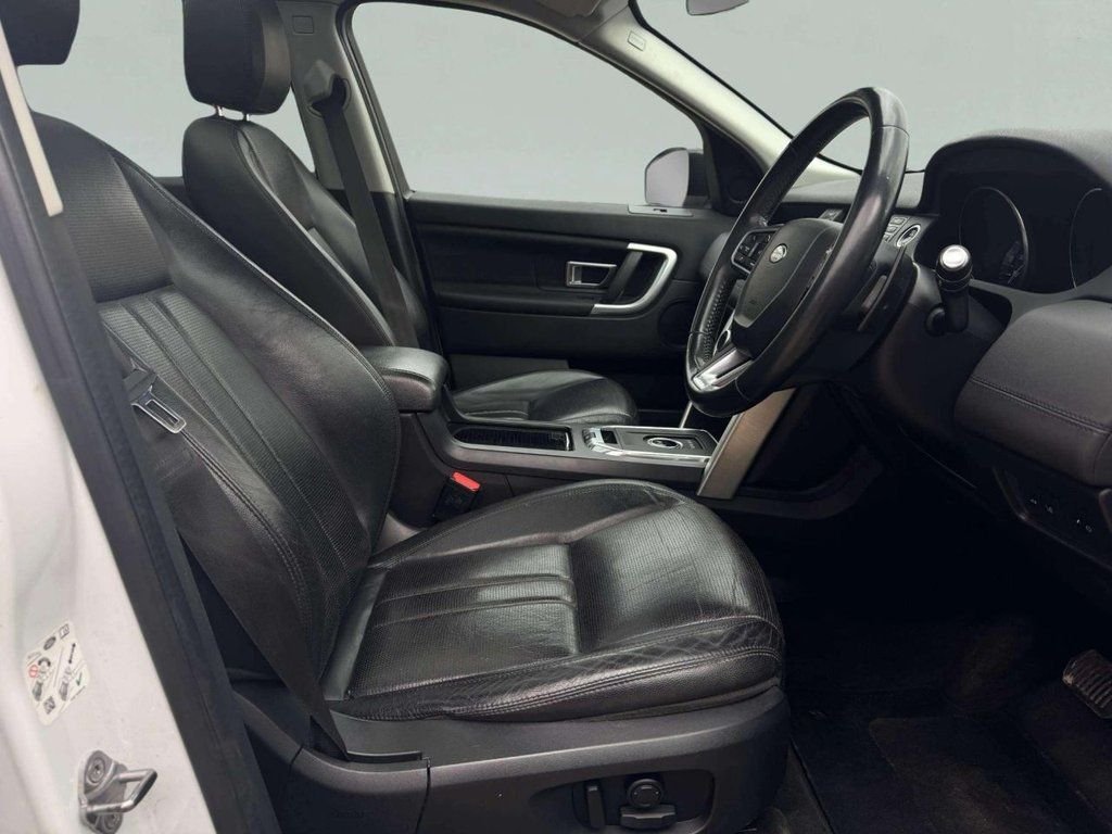 Used Land Rover Discovery Sport 2015 for sale - 76173382: Photo 21