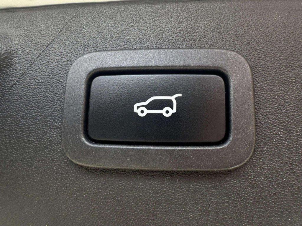 Used Land Rover Discovery Sport 2015 for sale - 76173382: Photo 40