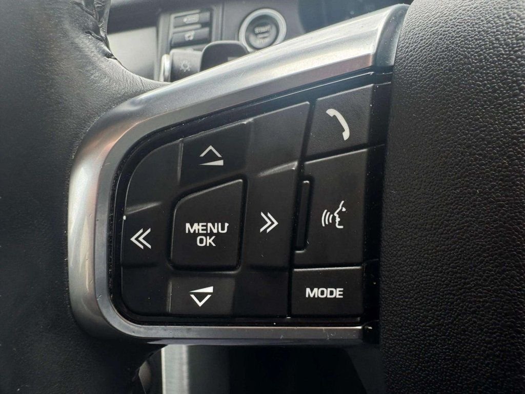 Used Land Rover Discovery Sport 2015 for sale - 76173382: Photo 42