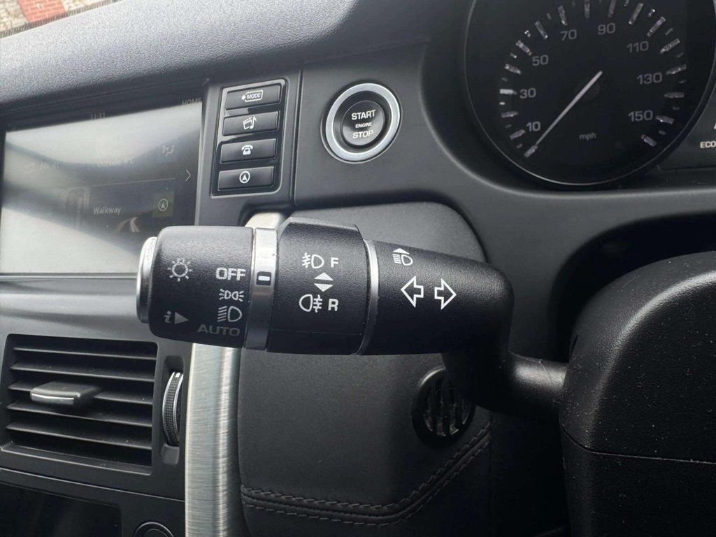 Used Land Rover Discovery Sport 2015 for sale - 76173382: Photo 44