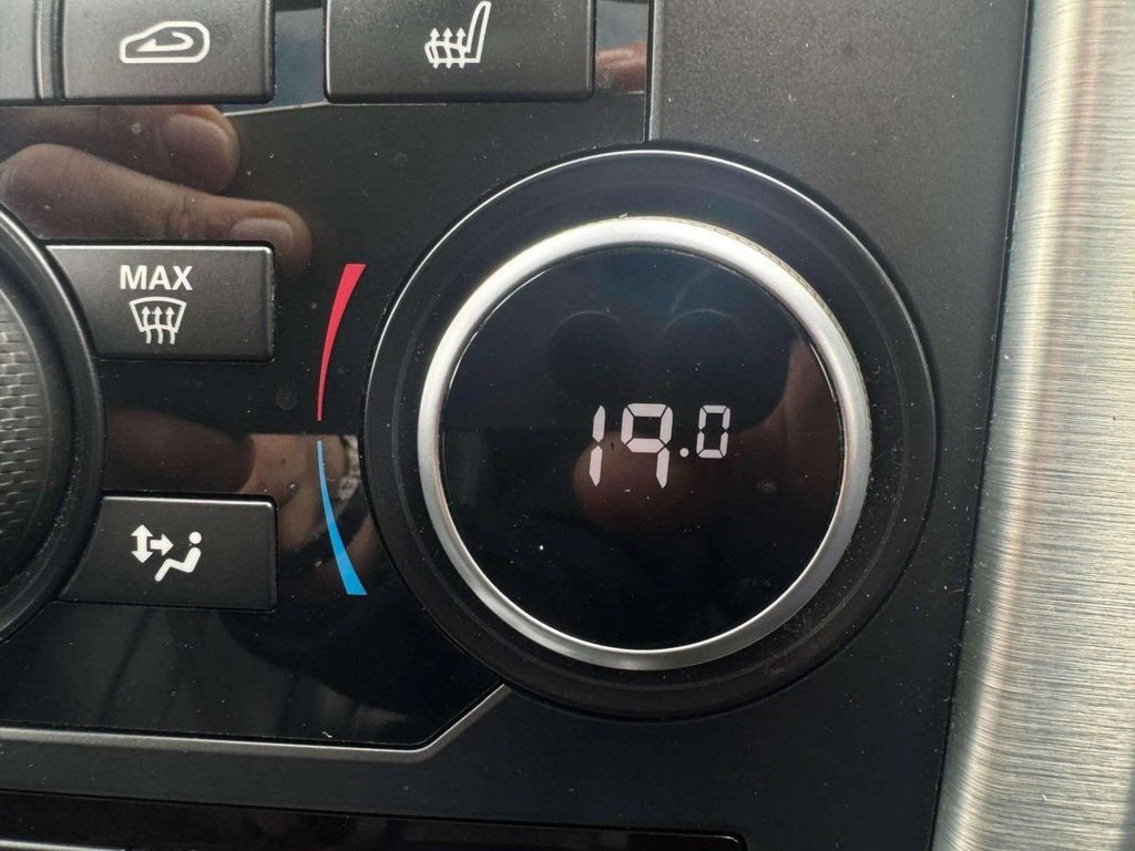 Used Land Rover Discovery Sport 2015 for sale - 76173382: Photo 50