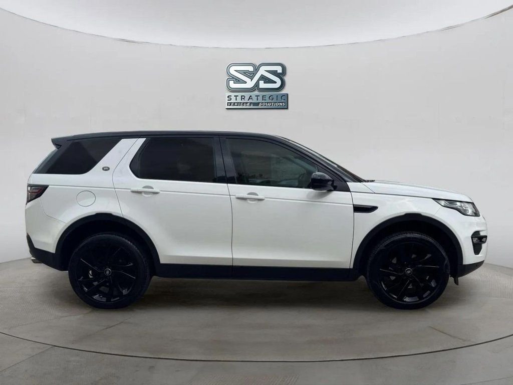 Used Land Rover Discovery Sport 2015 for sale - 76173382: Photo 7