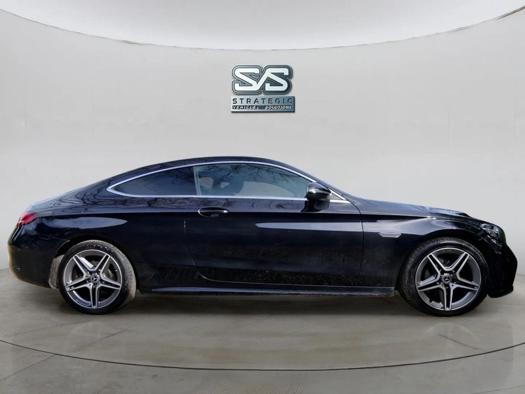 Used Mercedes-Benz C Class 2019 for sale - 76386587: Photo 5