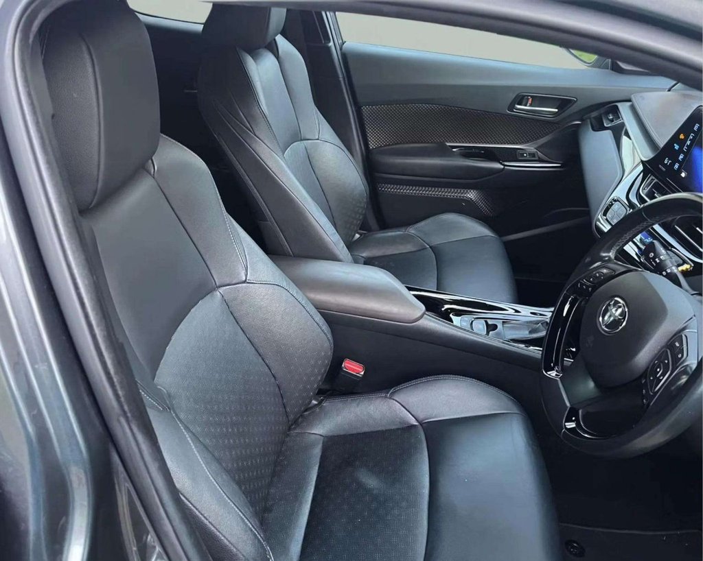 Used Toyota C-HR 2018 for sale - 78096969: Photo 12