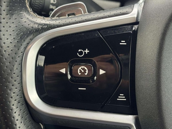 Used Volvo S90 2018 for sale - 75654398: Photo 36
