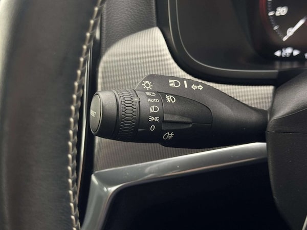 Used Volvo S90 2018 for sale - 75654398: Photo 50