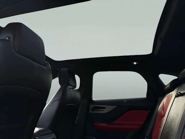 Used Jaguar F-Pace 2016 for sale - 76235689: Photo 11